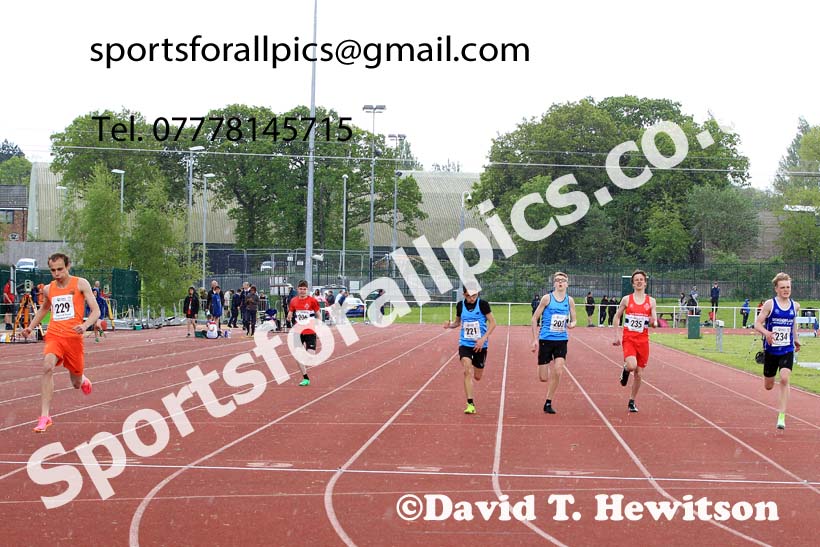 Boys Under-15s 200 metres, 2023 North Eastern Track and Field Champs., Middlesbrough Sports Village, Middlesbrough. Photo: David T. Hewitson/Sports for All Pics